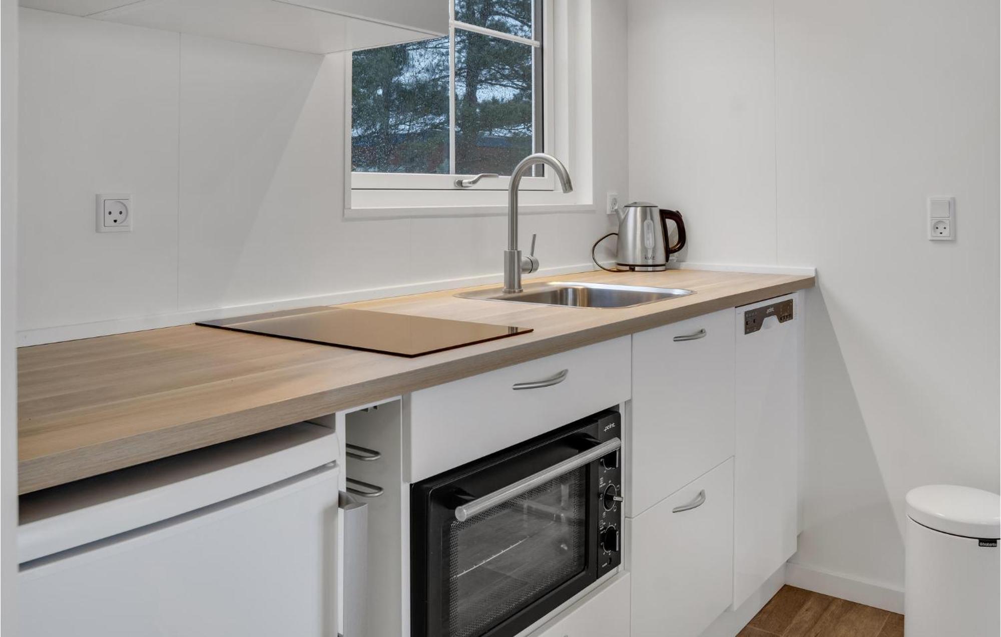 Amazing Apartment In Vaeggerlose With Kitchenette Bøtø By Zewnętrze zdjęcie